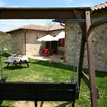 Passignano Near Trasimeno Ferienhaus