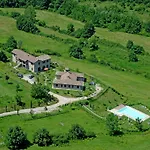 Passignano Near Trasimeno بيت للعطل باسّينيانو سول تْرازي