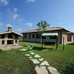 Passignano Near Trasimeno بيت للعطل *