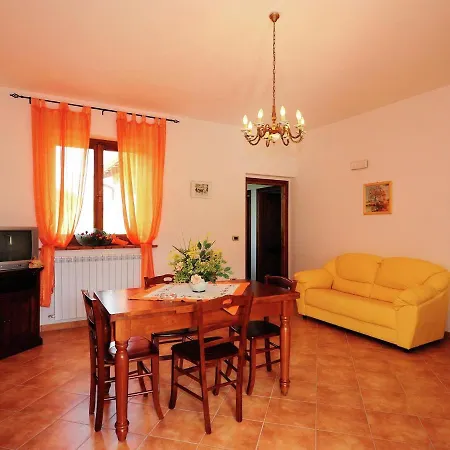 Passignano Near Trasimeno Дом отдыха